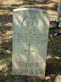 Cassino War Cemetery - Thamatu John, 